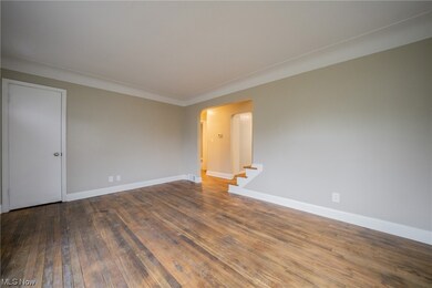 17824 Dalewood Ave, Maple Heights, OH 44137 - photo 3