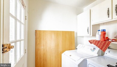 12 Farragut Ct, Willingboro, NJ 08046 - photo 7