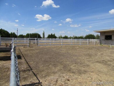 907 Green Leaf Dr, Copperas Cove, TX 76522 - photo 5