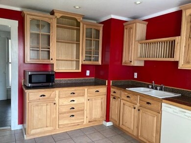 42 Parker St unit B, Winchester, NH 03470 - photo 6