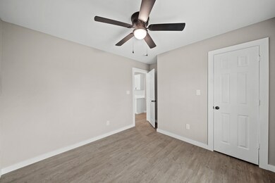 1644 County Road 180 unit 1, Alvin, TX 77511 - photo 7