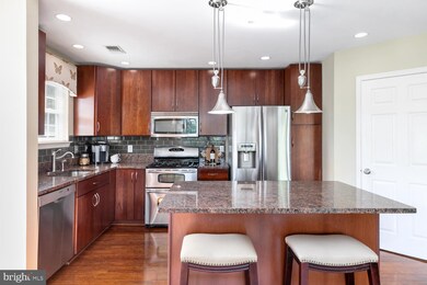 4530 Superior Square, Fairfax, VA 22033 - photo 5