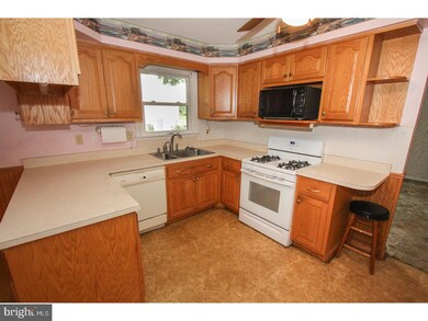 301 Sweinhart Rd, Boyertown, PA 19512 - photo 4