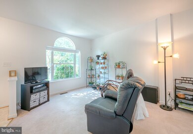 46796 Lawnes Creek Terrace, Sterling, VA 20165 - photo 5