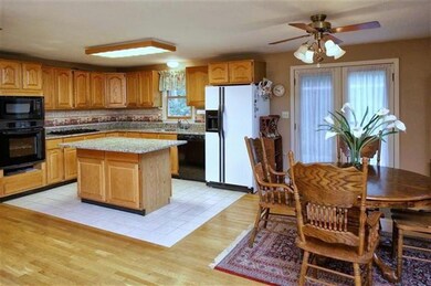 28 Windsor Way, Mashpee, MA 02649 - photo 6