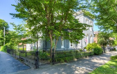 407 W Main St, Frankfort, KY 40601 - photo 2