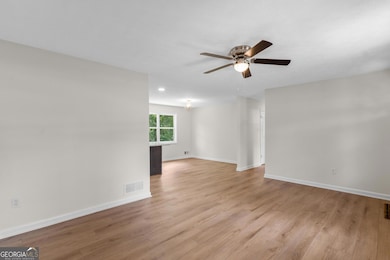 1558 Tanglewood Way NW, Conyers, GA 30012 - photo 5