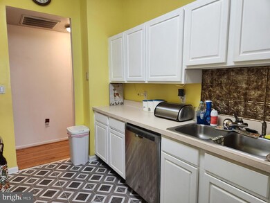 Clock Towers unit 542, Lancaster, PA 17603 - photo 7