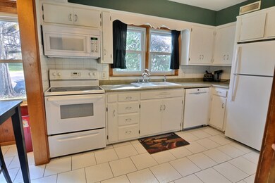 1111 W Sunset Ln, West Lafayette, IN 47906 - photo 6