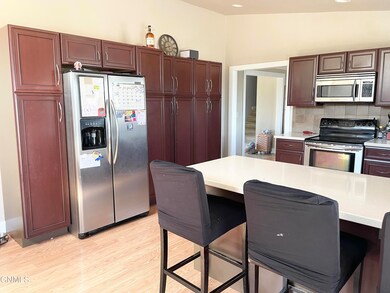 2406 13th Ave W, Williston, ND 58801 - photo 6