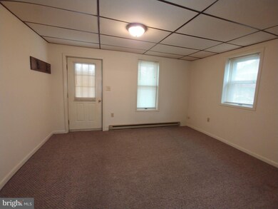 31 N Reamstown Rd, Stevens, PA 17578 - photo 4