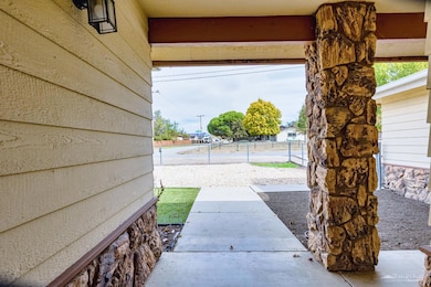 27970 Hialeah Dr, Tehachapi, CA 93561 - photo 7