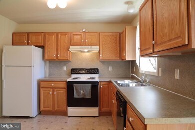 4184 Green Park Dr, Mount Joy, PA 17552 - photo 5