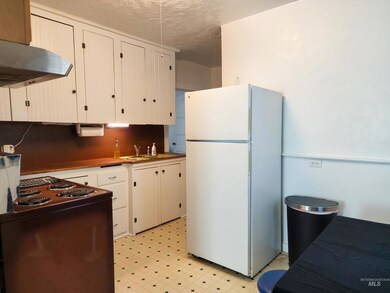 604 W Galloway Ave, Weiser, ID 83672 - photo 6