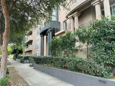 640 W 4th St unit 205, Long Beach, CA 90802 - photo 2