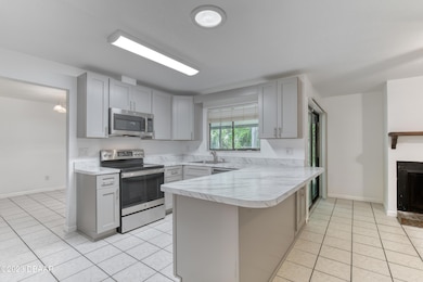 1012IndianOaksEast-18