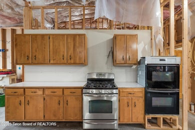 4 Gary Ln, Boulder, WY 82923 - photo 6