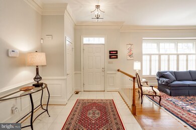 9455 Turnberry Dr, Potomac, MD 20854 - photo 5