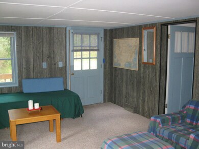 1704 Sticky Kline Rd, Berkeley Springs, WV 25411 - photo 4