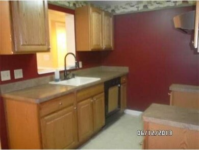 59 Linden St unit 1603, Taunton, MA 02780 - photo 4