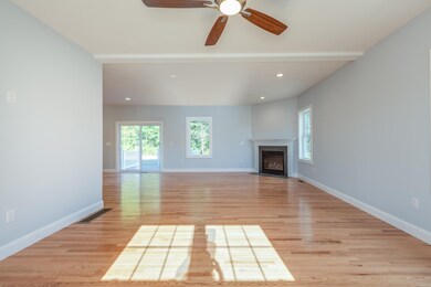 274 Standish Ln unit 187-10-7, Hudson, NH 03051 - photo 7