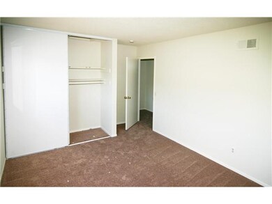 4846 Kelly Dr, Carlsbad, CA 92008 - photo 3