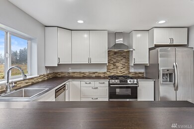 11924 Kapowsin Hwy E, Graham, WA 98338 - photo 5