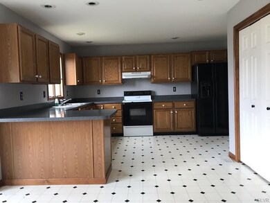 544 Cherry Hill Rd, Nazareth, PA 18064 - photo 4