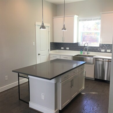 742 W Donovan St, Houston, TX 77091 - photo 3