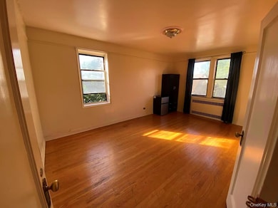 40-35 Ithaca St unit 3D, Elmhurst, NY 11373 - photo 3