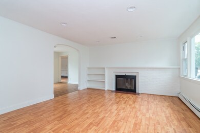 36 Wethersfield Rd, Natick, MA 01760 - photo 4