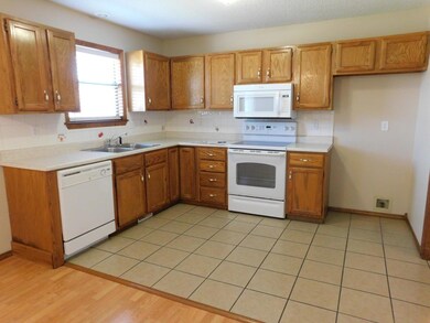 405 N Kelsey Ct, Nixa, MO 65714 - photo 5