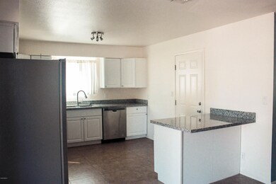 549 N Arrowhead
