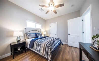 18412 Devlin Ave, Artesia, CA 90701 - photo 4