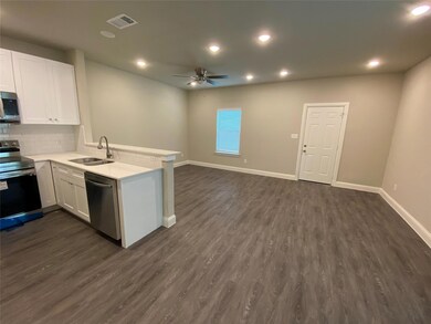 813 W Coffin St unit 815, Denison, TX 75020 - photo 5