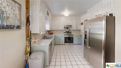 102 Myra Lou Ave, Copperas Cove, TX 76522 - photo 5