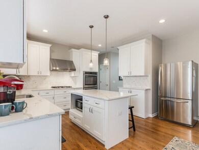 2607 Hoddam Rd, Naperville, IL 60564 - photo 5