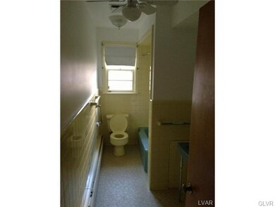 441 N Ott St, Allentown, PA 18104 - photo 7