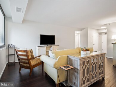 5501 Seminary Rd unit 101S, Baileys Crossroads, VA 22041 - photo 4