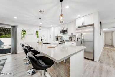 1044 Alameda Kitchen