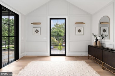 1446 Cola Dr, McLean, VA 22101 - photo 2