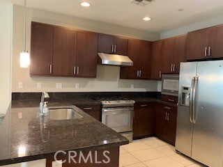 1568 W Artesia Square unit D, Gardena, CA 90248 - photo 5