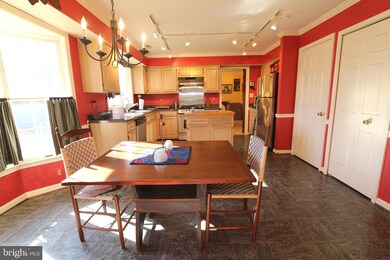 19308 Heritage Ln, Hagerstown, MD 21742 - photo 6