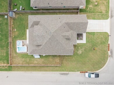 Lot aerial view