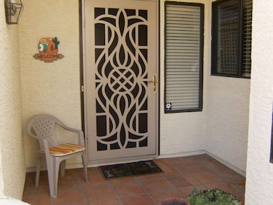 654 S Saguaro Way unit 109, Mesa, AZ 85208 - photo 2