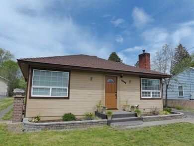 3859 Bristol Ave, Klamath Falls, OR 97603 - photo 2