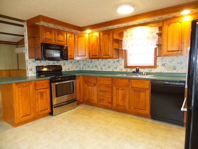 367 Main St, Vassalboro, ME 04989 - photo 4