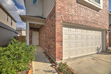 13315 Colina Meadows Ln, Houston, TX 77048 - photo 3