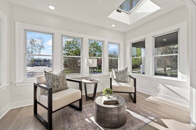 103 N Walnut St, Elmhurst, IL 60126 - photo 5