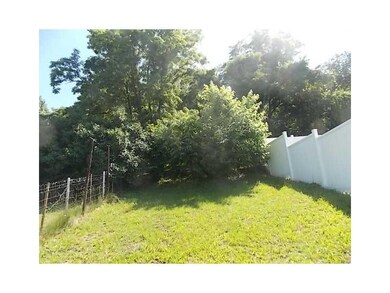Yard/Garden.